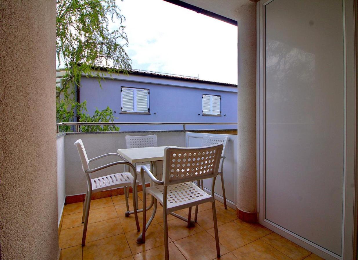 Apartman Maja Pjescana Pjescana Uvala Εξωτερικό φωτογραφία